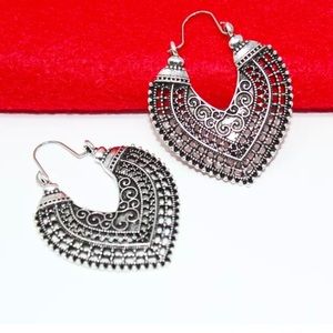 🌻Bohemian earrings super cute brand new